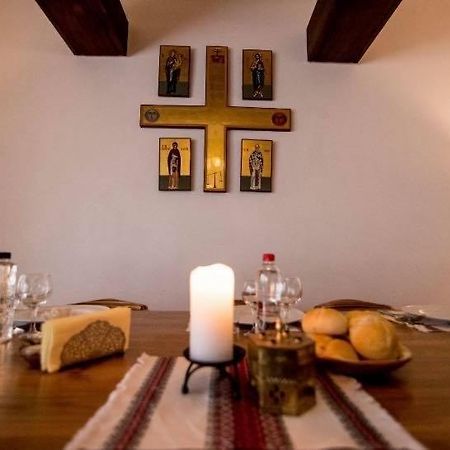 Casa De Oaspeti Sfantul Nicolae ヤシ エクステリア 写真
