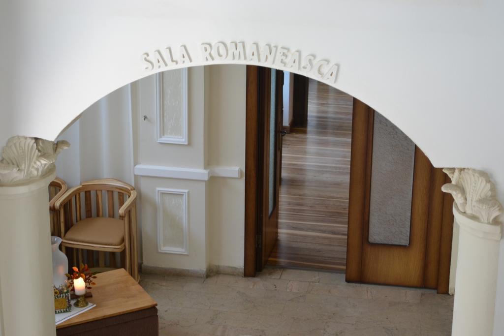 Casa De Oaspeti Sfantul Nicolae ヤシ エクステリア 写真