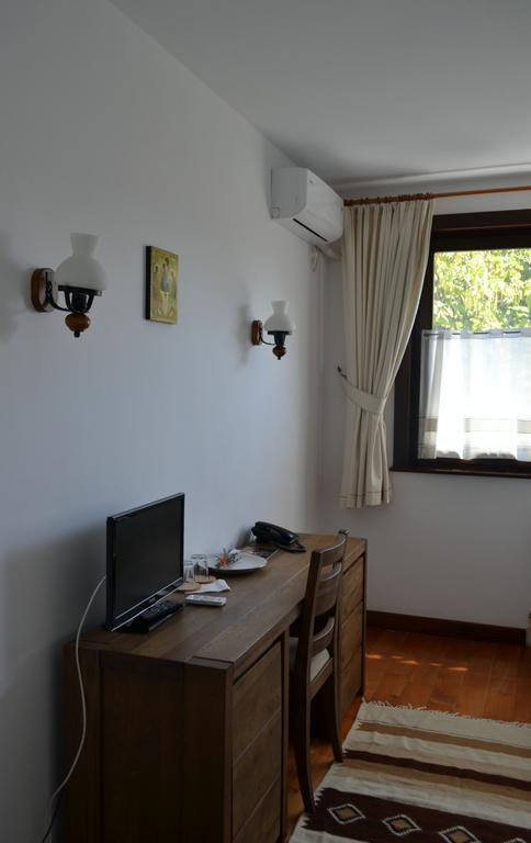 Casa De Oaspeti Sfantul Nicolae ヤシ エクステリア 写真